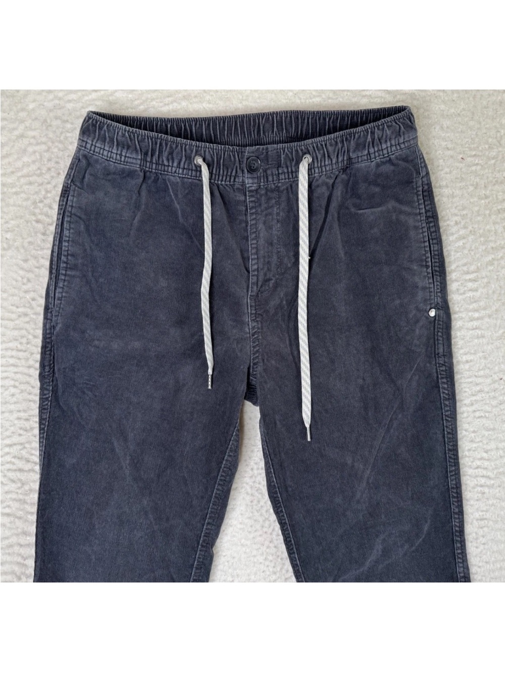 Vuori Optimist Pant Corduroy Pants Charcoal V440 Men's Size Small - Picture 3 of 11